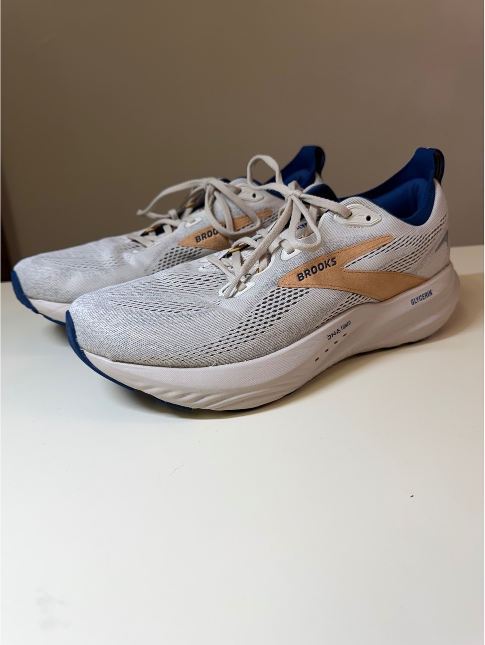 Brooks Glycerin 22 Running Shoes White and Blue